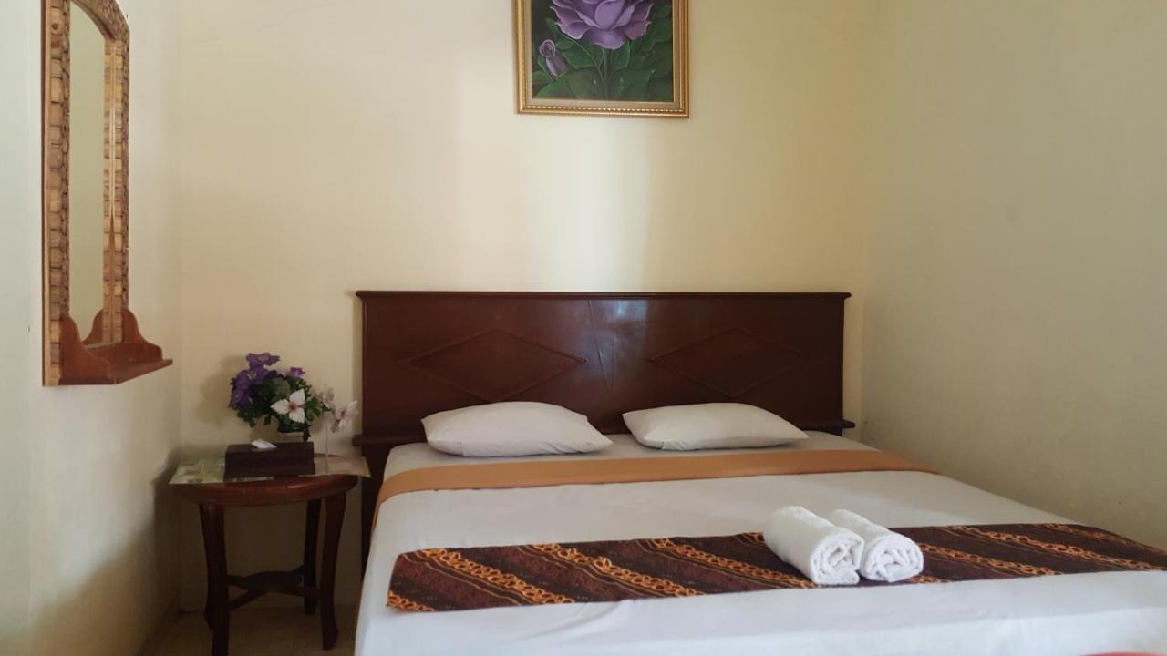 Putri Duyung Guest House Karangpandan Dış mekan fotoğraf